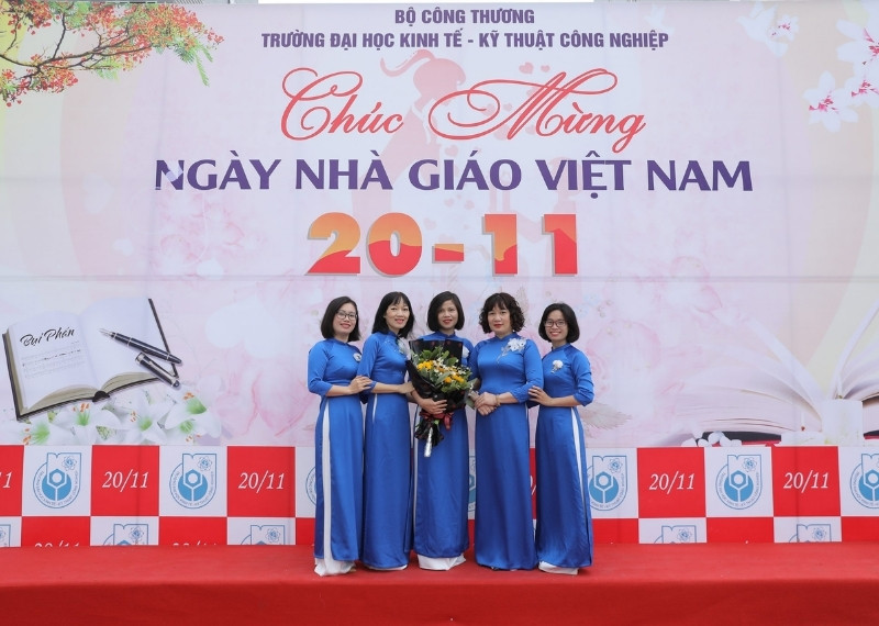 Backdrop 20/11 &yacute; nghĩa