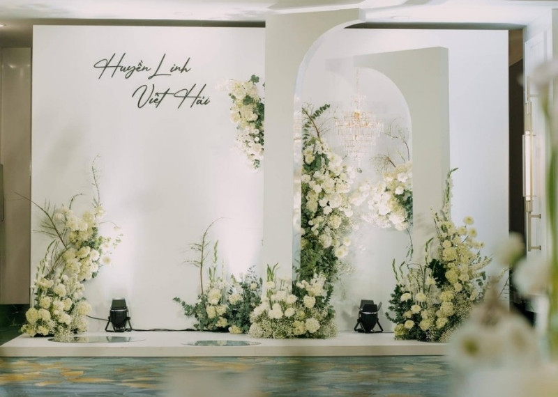 Ph&ocirc;ng nền đ&aacute;m cưới sang trọng