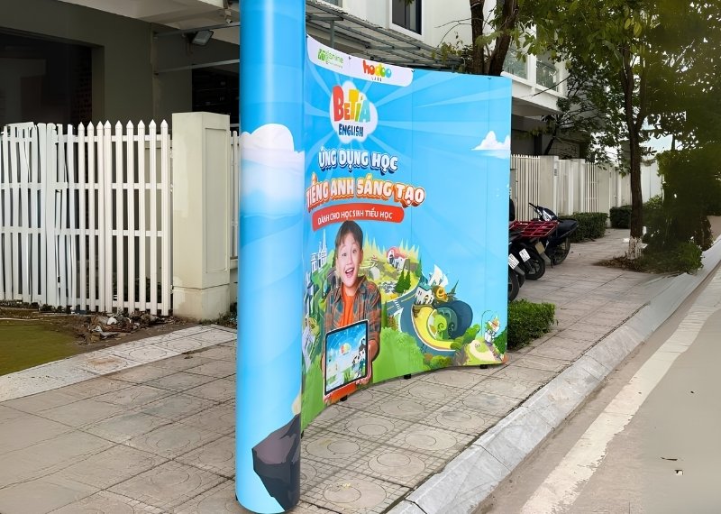 Backdrop di động Betia English