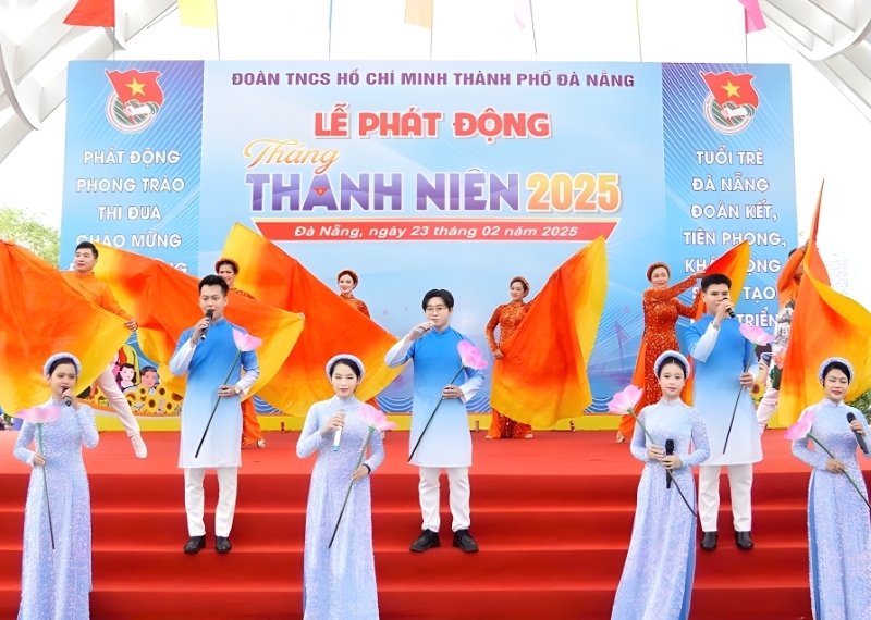 Mẫu backdrop Đo&agrave;n thanh ni&ecirc;n Đ&agrave; Nẵng