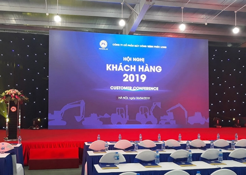Backdrop hội nghị kh&aacute;ch h&agrave;ng