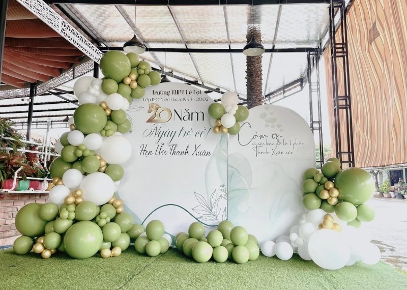 Phông nền họp lớp THPT