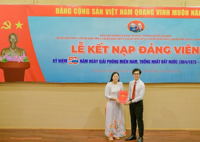 backdrop lễ kết nạp Đảng vi&ecirc;n