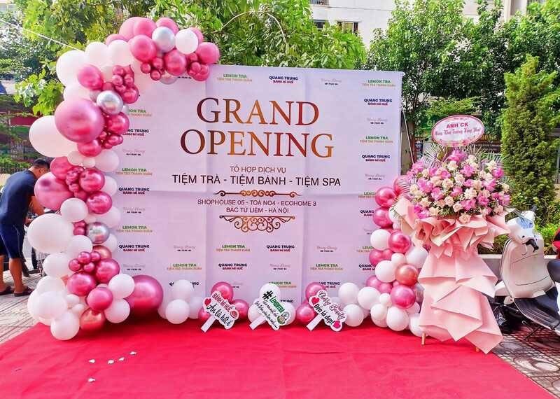 phong-nen-khai-truong-spa