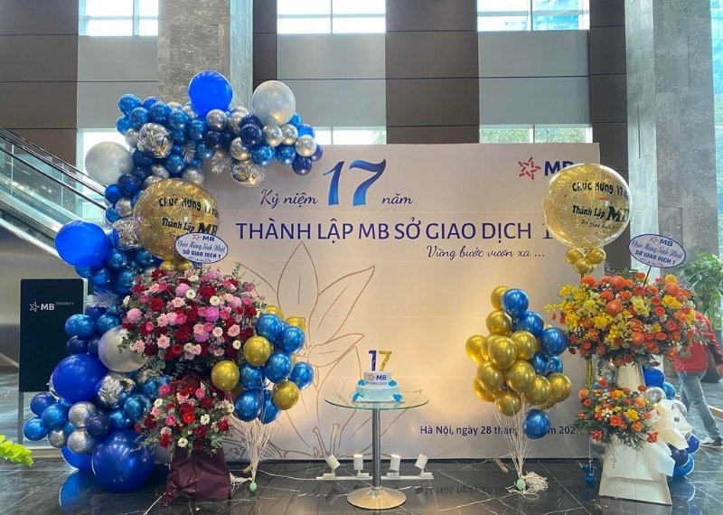 Backdrop kỷ niệm th&agrave;nh lập MB Bank