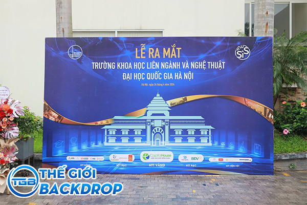 backdrop-le-ra-mat-15