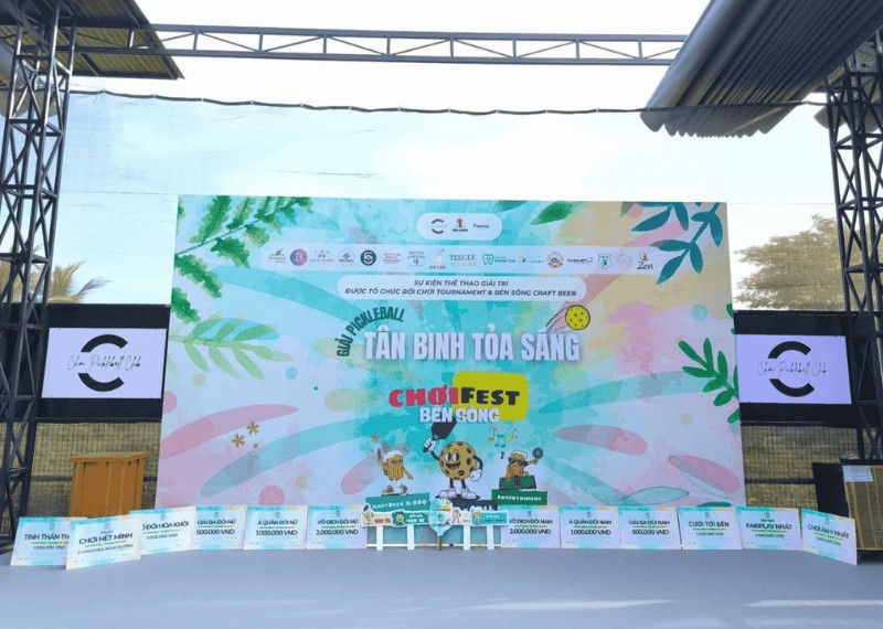 backdrop-giai-pickleball-tan-binh