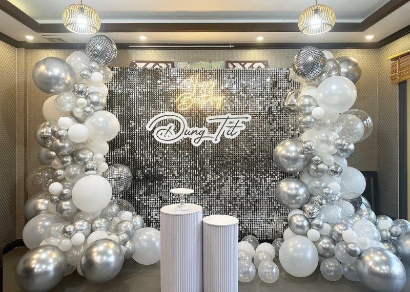 Backdrop sinh nhật kim sa