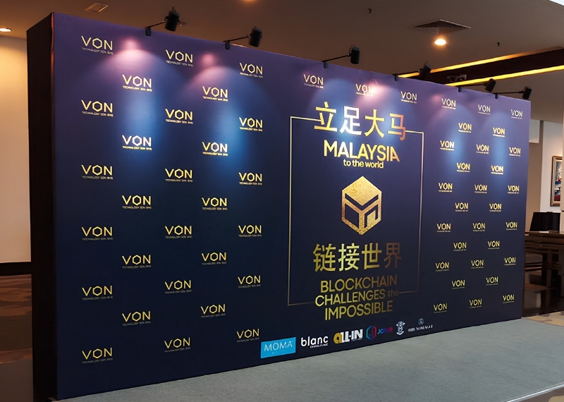 Backdrop sự kiện blockchain