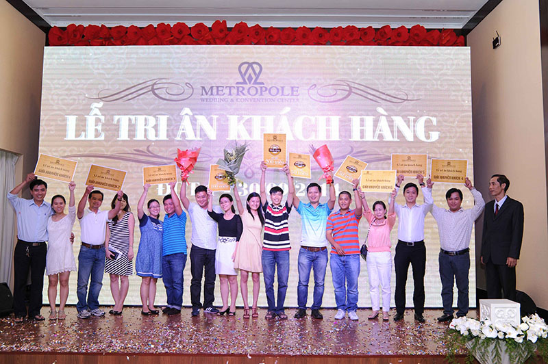Backdrop lễ tri ân khách hàng Metropole