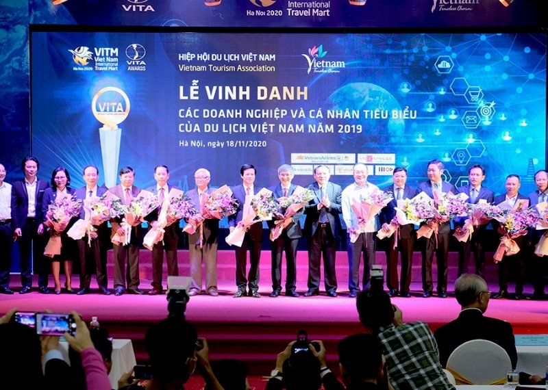 Backdrop vinh danh Hiệp Hội Du Lịch