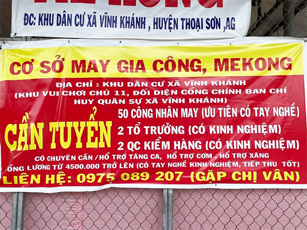 bang-ron-tuyen-dung-8