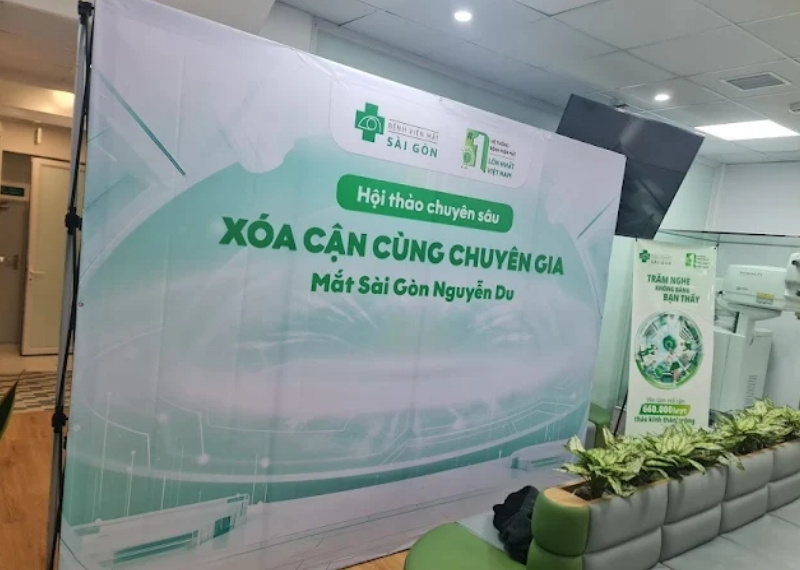 Backdrop hội thảo xóa cận
