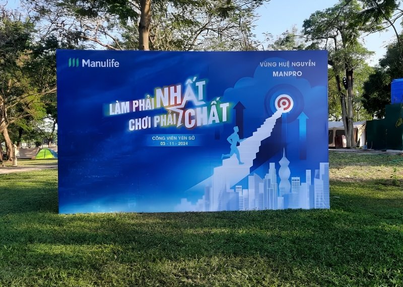 Backdrop Manulife