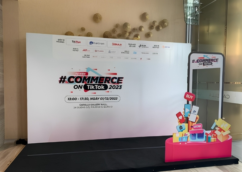 Backdrop Commerce Tiktok