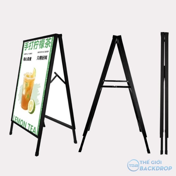 Mẫu standee tr&agrave;