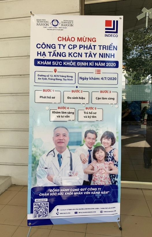 Standee ch&agrave;o mừng Indeco