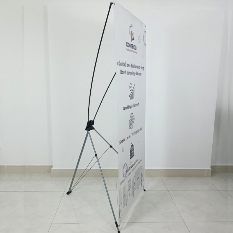 standee ch&acirc;n chữ X cường lực