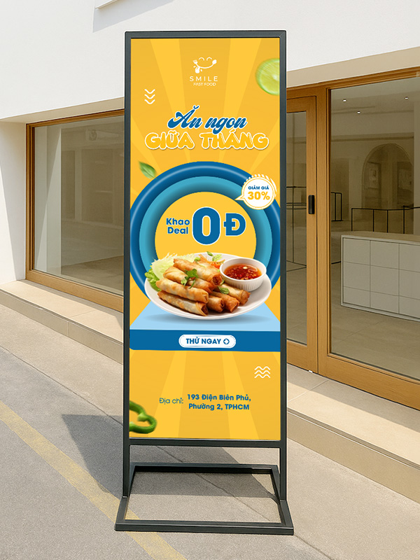 Standee ăn ngon giữa th&aacute;ng