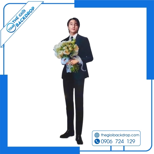 25+ mẫu standee formex ấn tượng, thu hút nhất 2025
