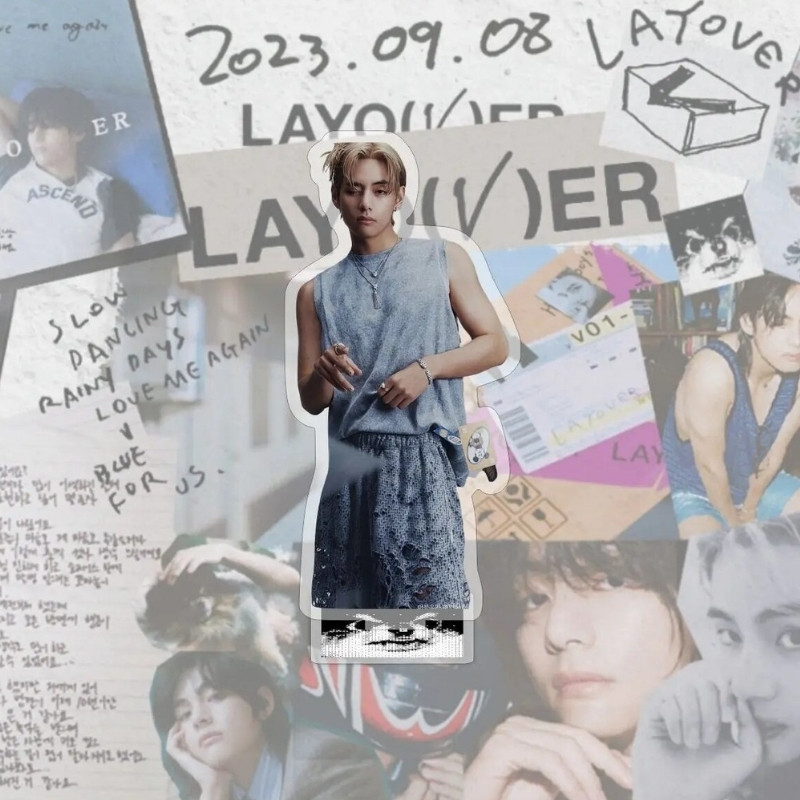 Standee idol
