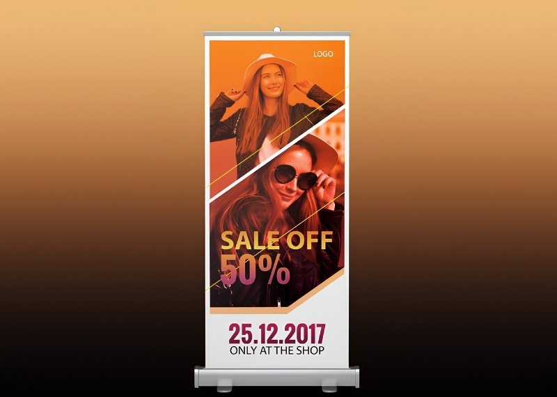 Standee Sale thời trang