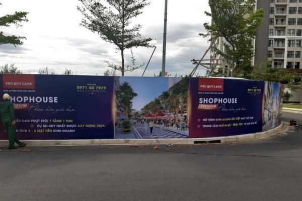 hang-rao-cong-trinh-3