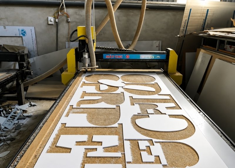 Quy trình hoạt động của 1 máy cắt CNC
