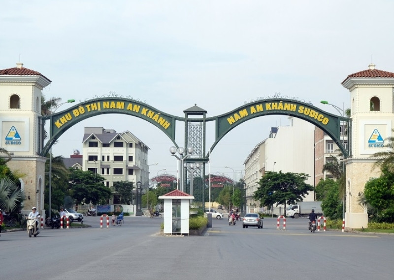 Cổng ch&agrave;o khu đ&ocirc; thị Nam An Kh&aacute;nh
