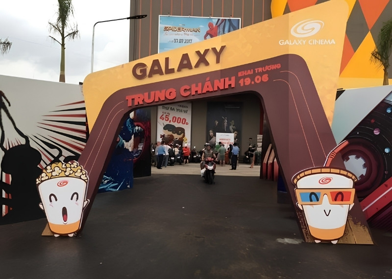 Cổng chào siêu thị Galaxy Cinema