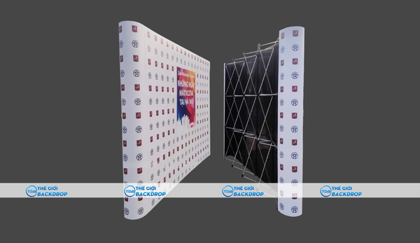 Khung backdrop yếu không chắc chắn